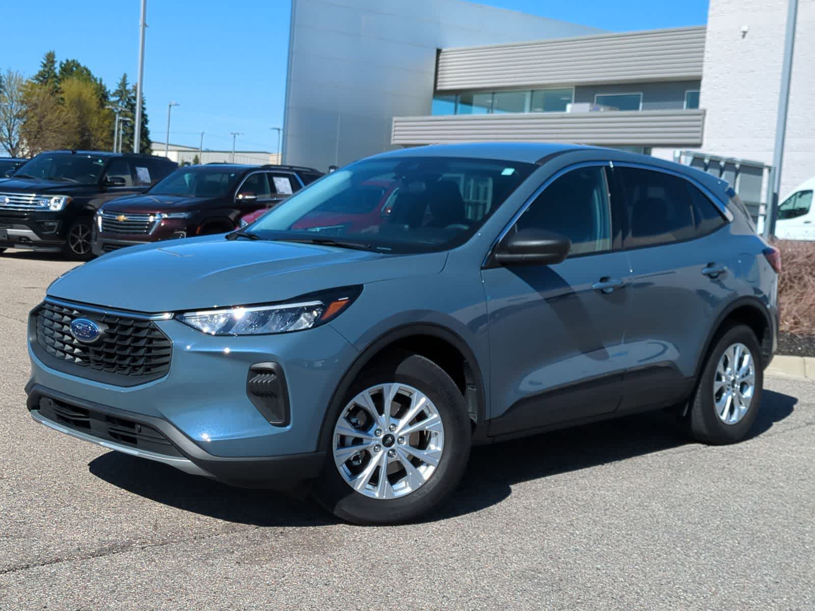 Thumbnail: 2023 Ford Escape - 1