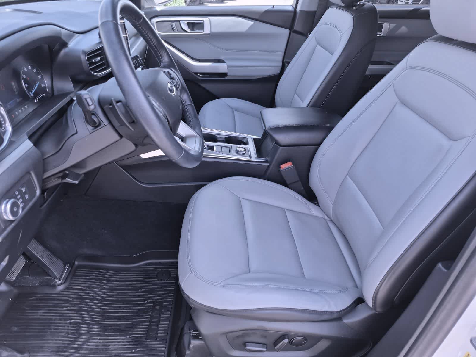 Thumbnail: 2021 Ford Explorer - 16