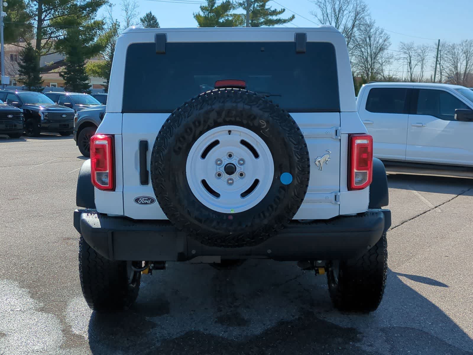 Thumbnail: 2026 Ford Bronco - 7