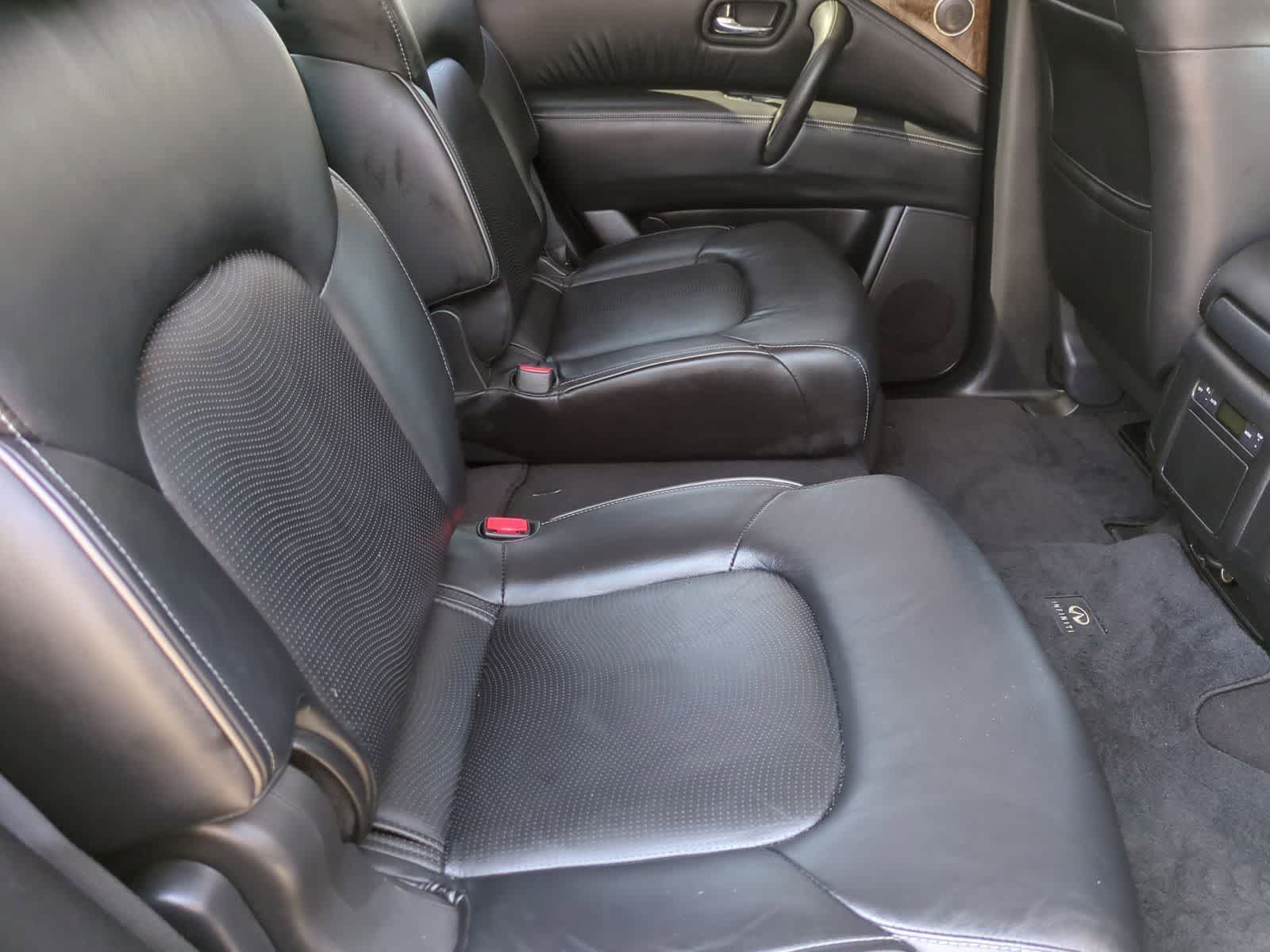 Thumbnail: 2016 INFINITI QX80 - 21