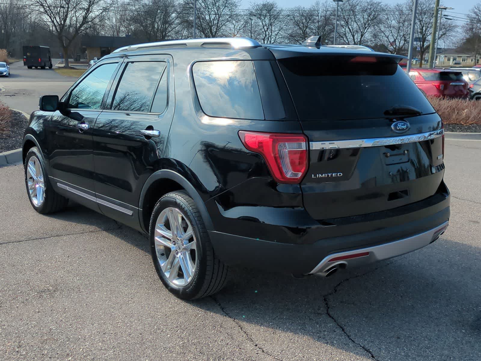 Thumbnail: 2016 Ford Explorer - 6