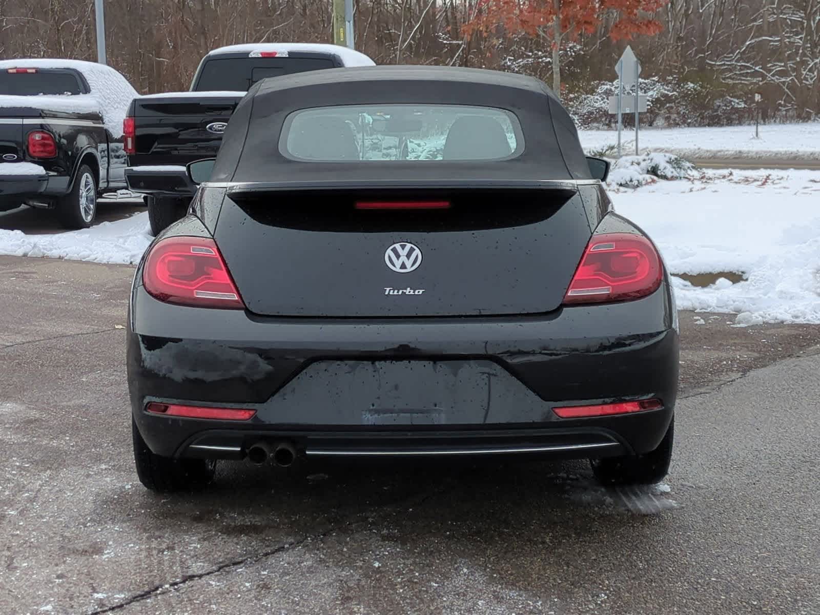 Thumbnail: 2017 Volkswagen Beetle - 7