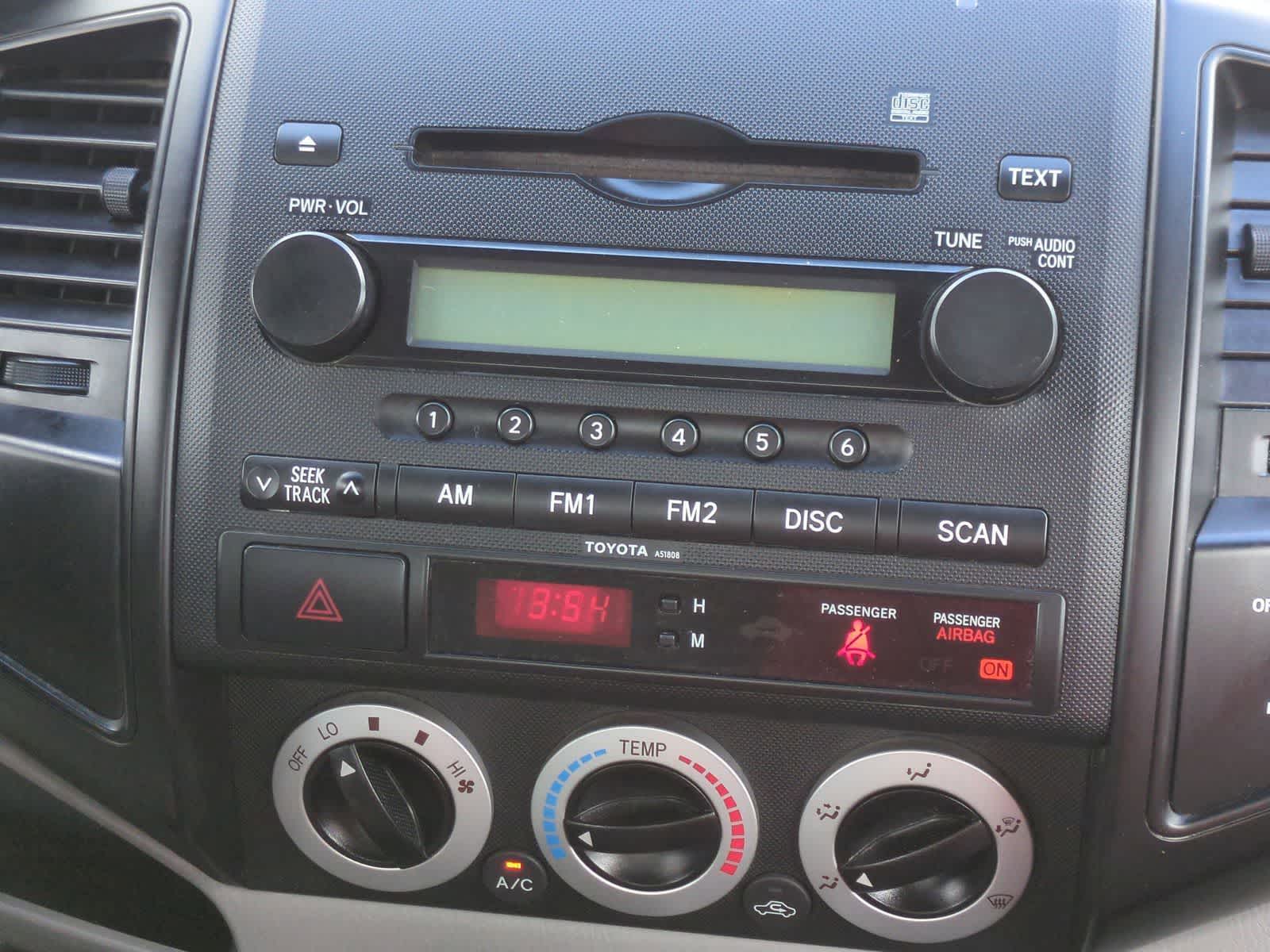 Thumbnail: 2006 Toyota Tacoma - 24