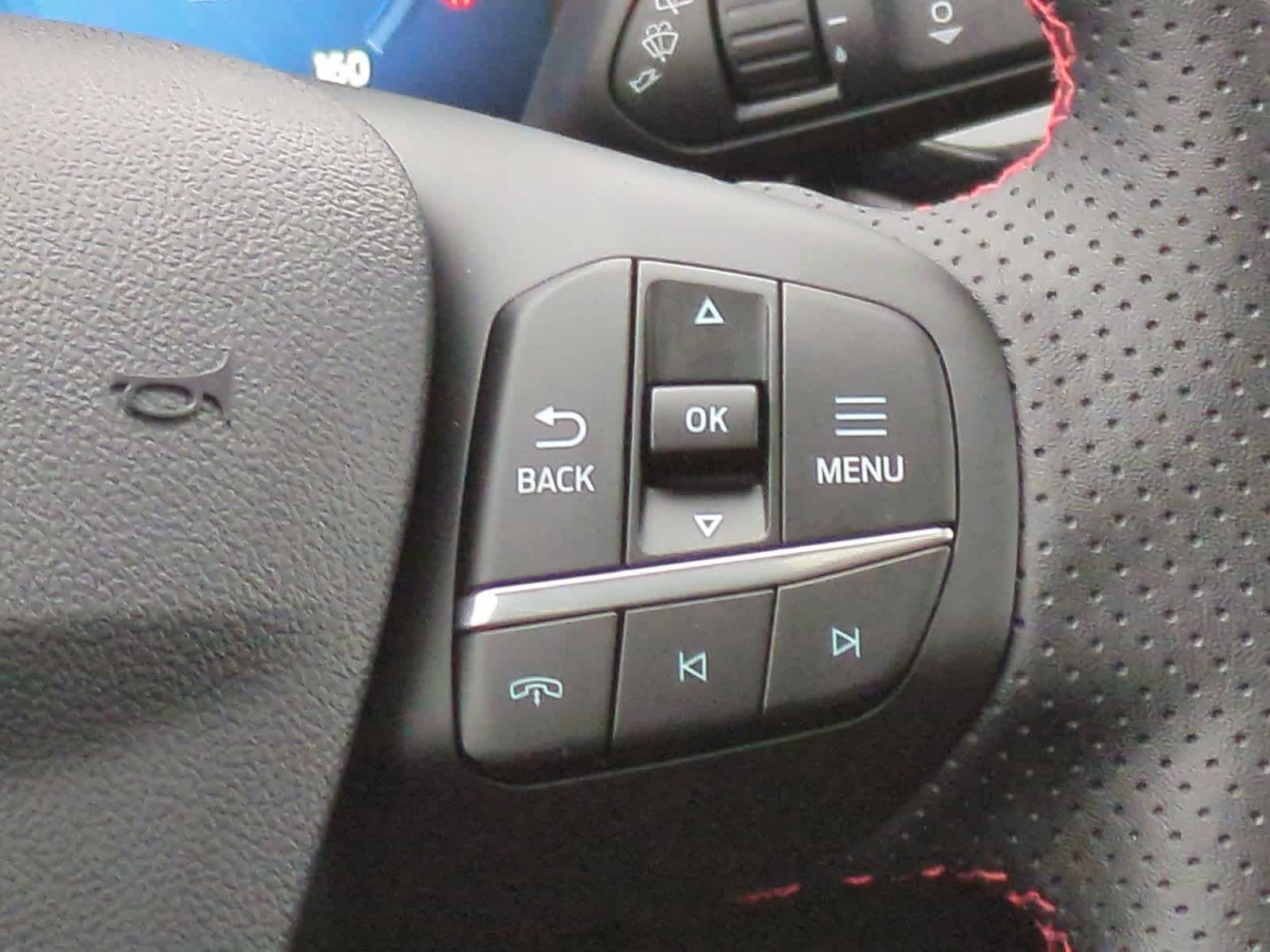 2025 Ford Escape ST-Line Elite 26