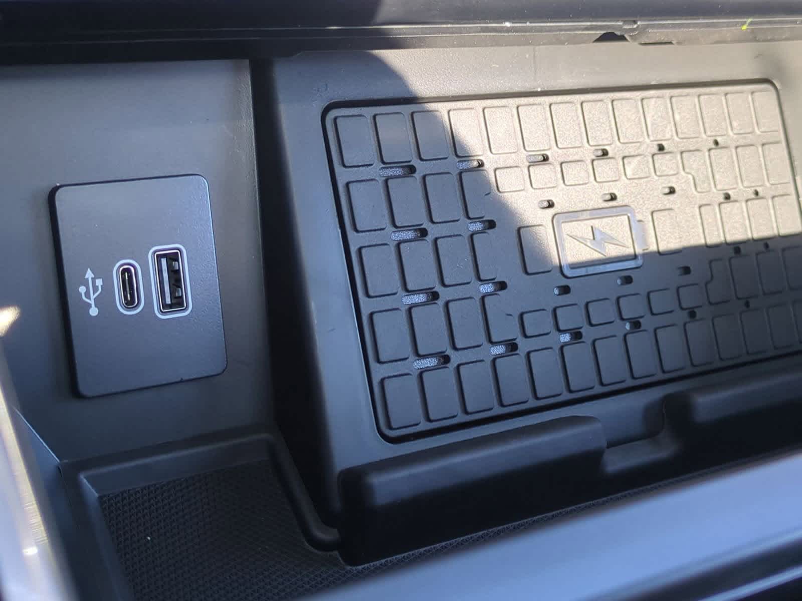 Thumbnail: 2025 Ford F-150 - 32