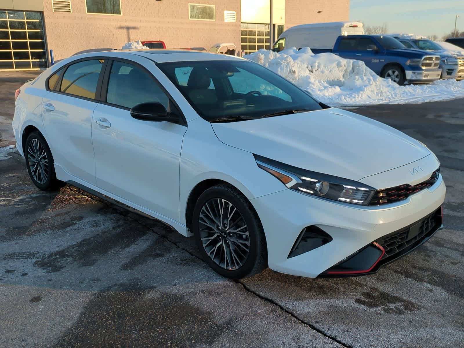 Thumbnail: 2023 Kia Forte - 2