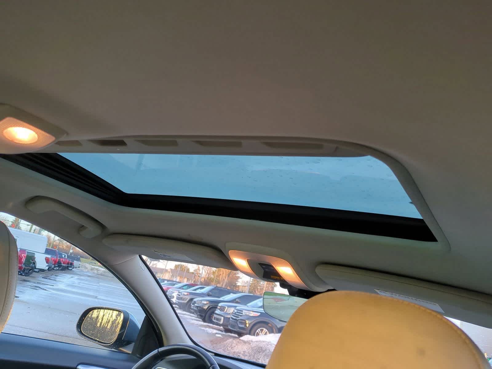 Thumbnail: 2017 Volvo S60 - 22