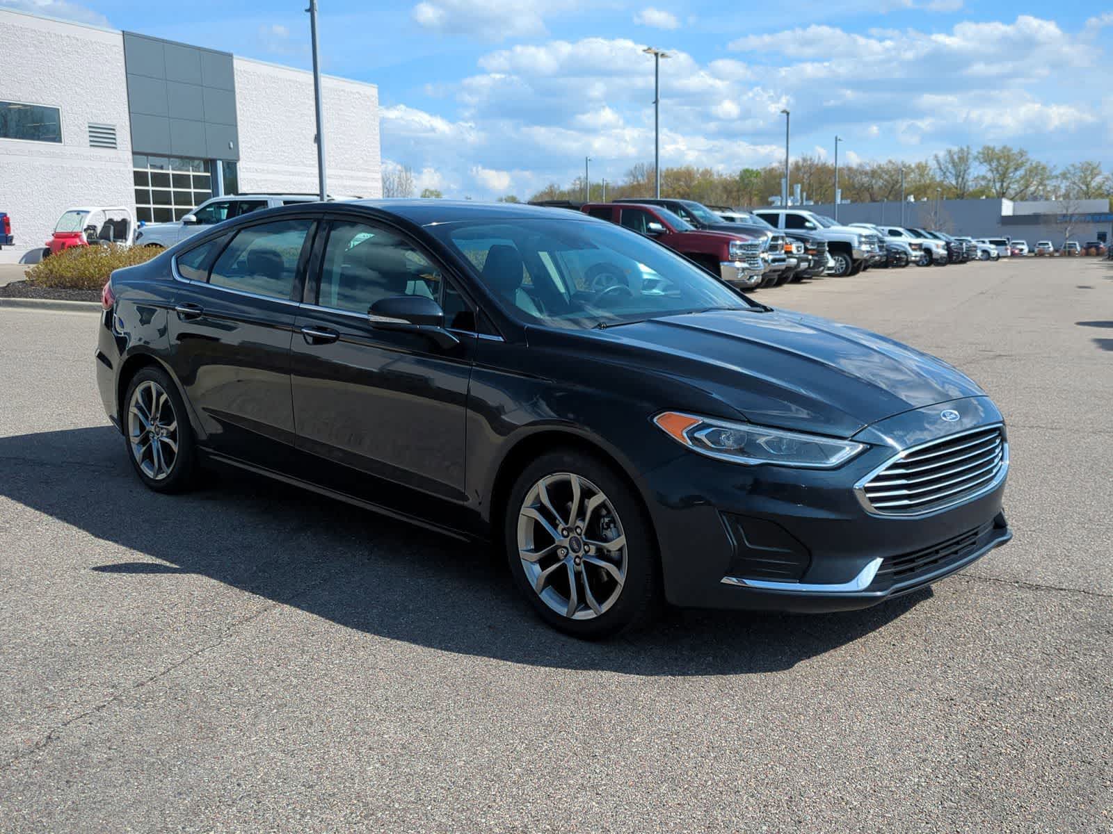 Thumbnail: 2020 Ford Fusion - 2