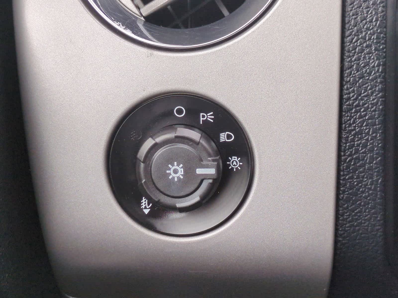 Thumbnail: 2015 Ford Expedition - 33