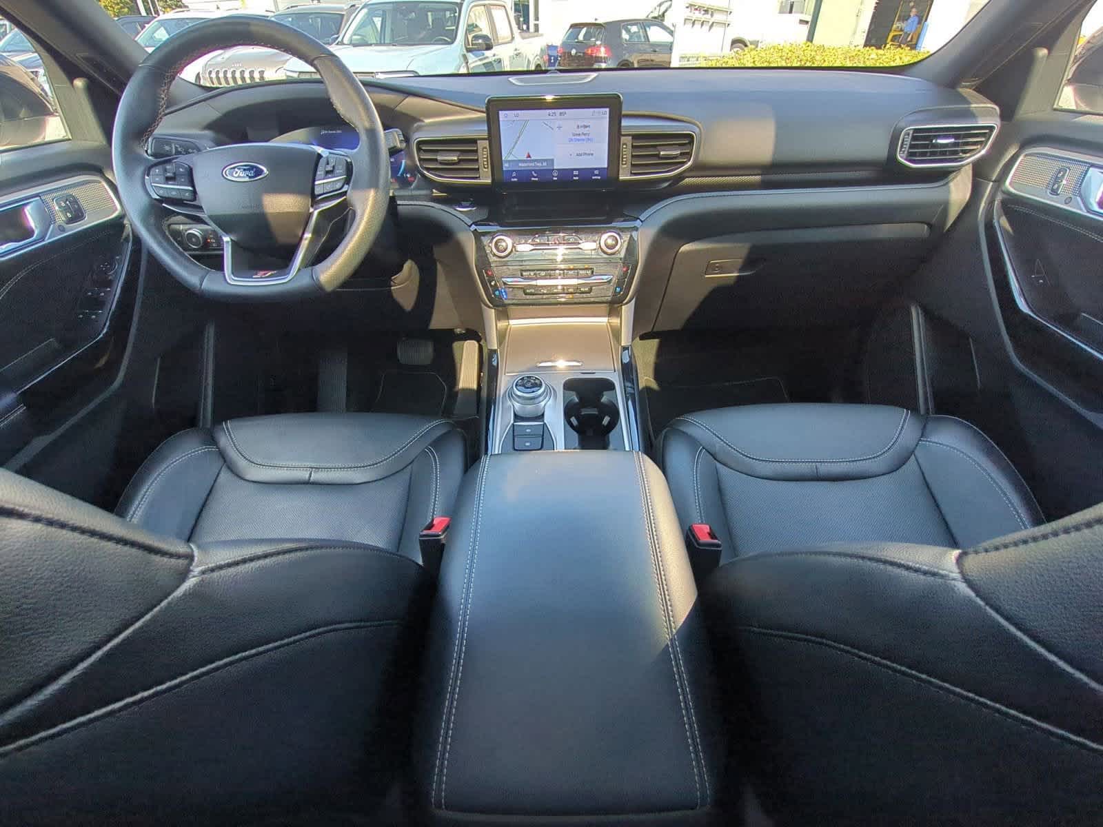 Thumbnail: 2022 Ford Explorer - 15