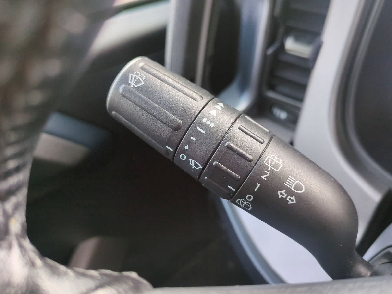 Thumbnail: 2022 Ford Bronco - 25