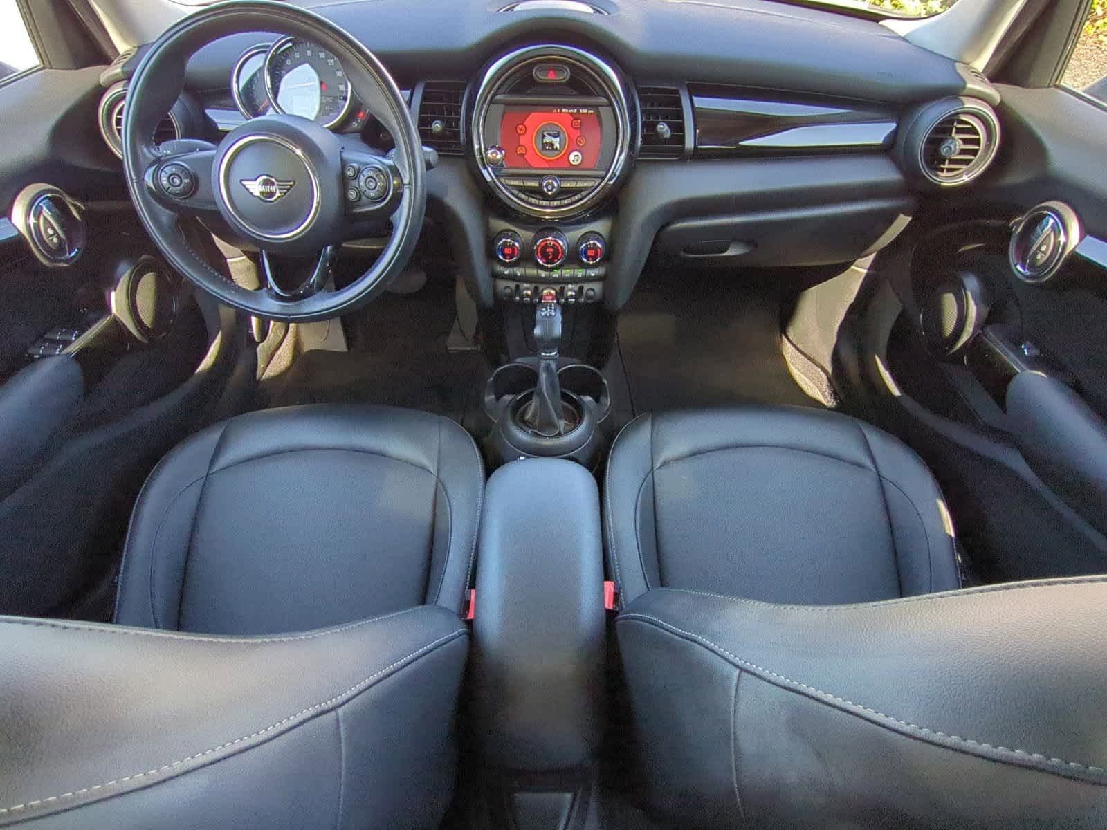 Thumbnail: 2019 MINI Cooper Hardtop - 15