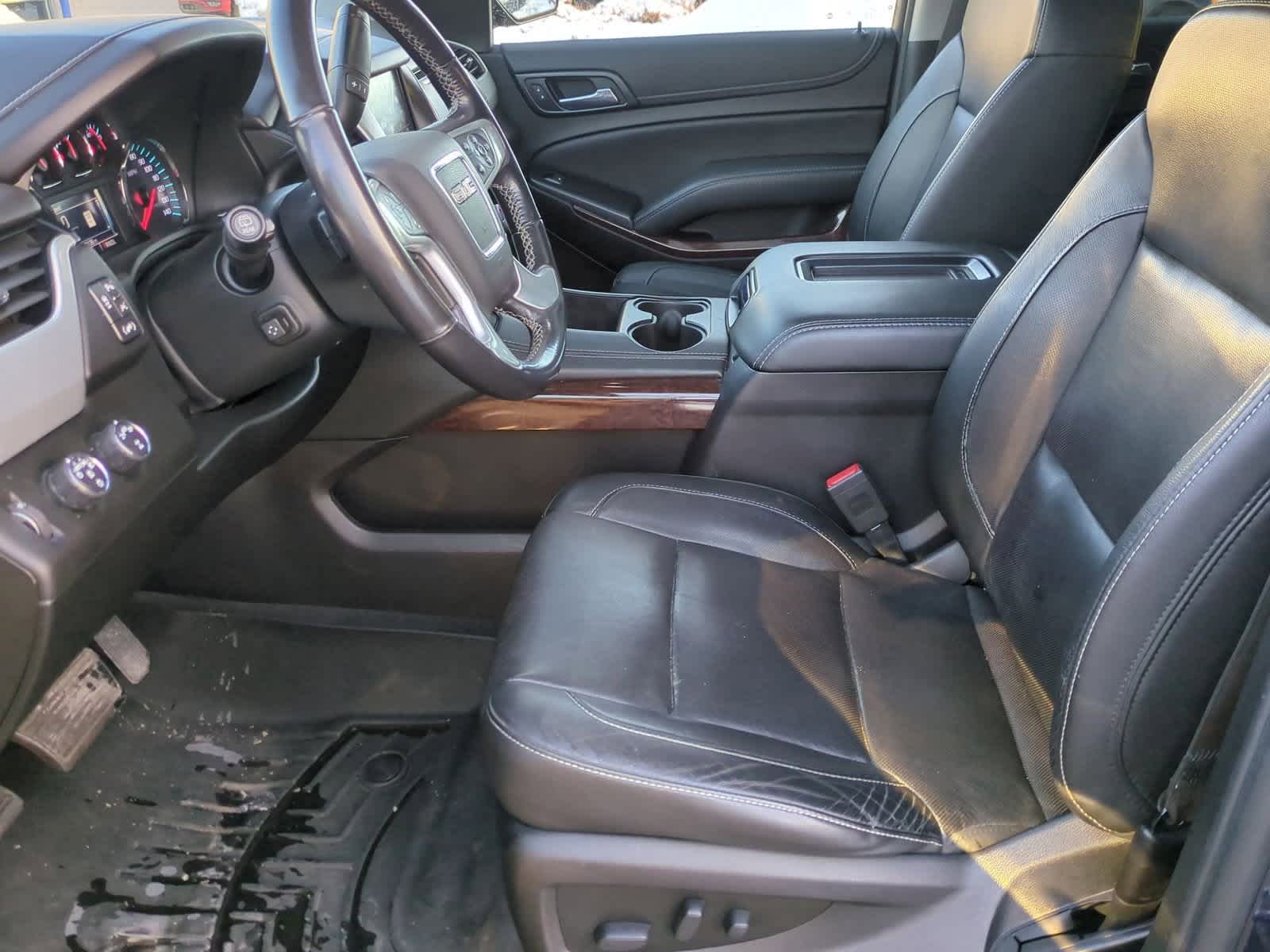 Thumbnail: 2020 GMC Yukon XL - 16