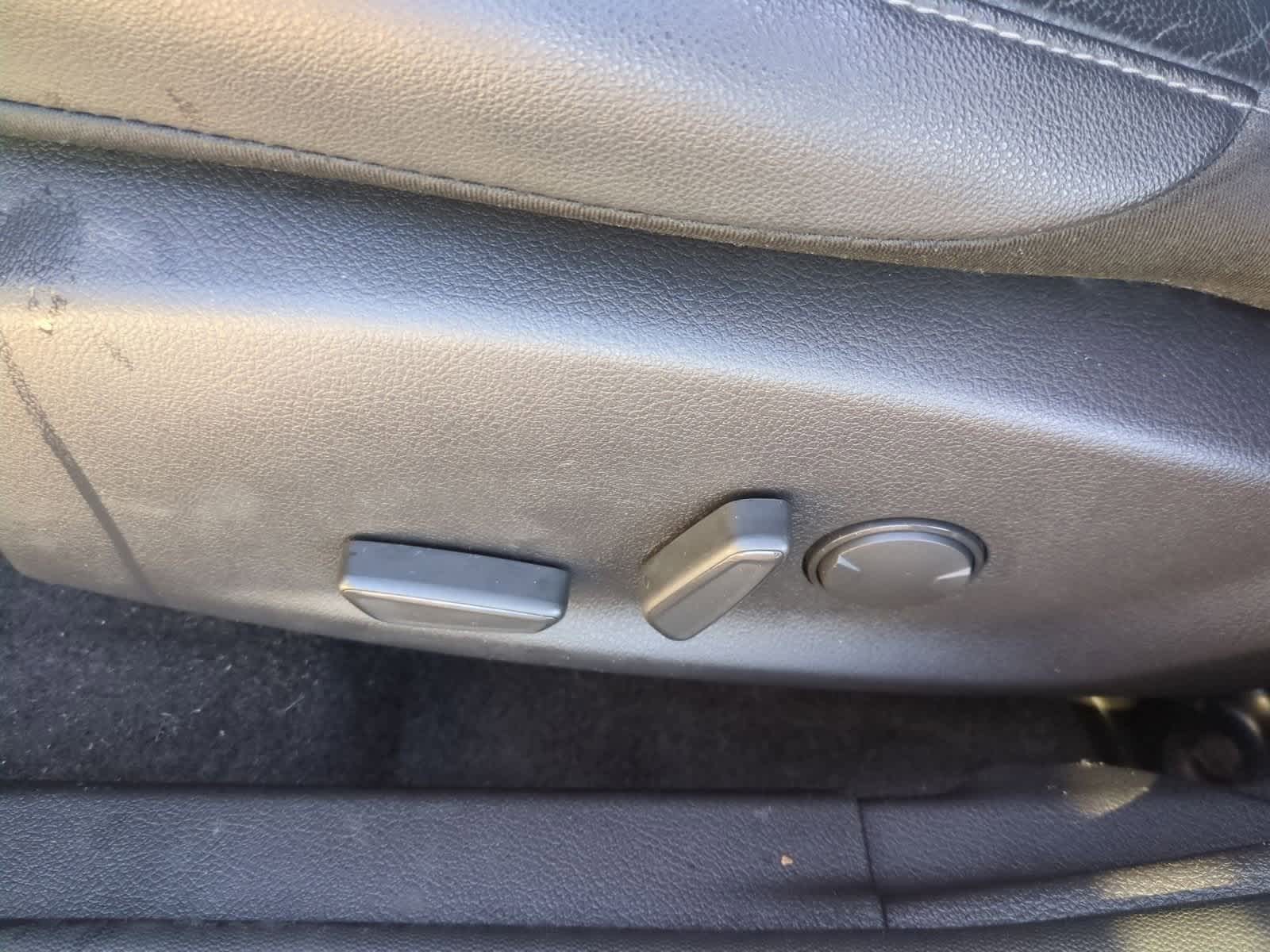 Thumbnail: 2015 Ford Focus - 17