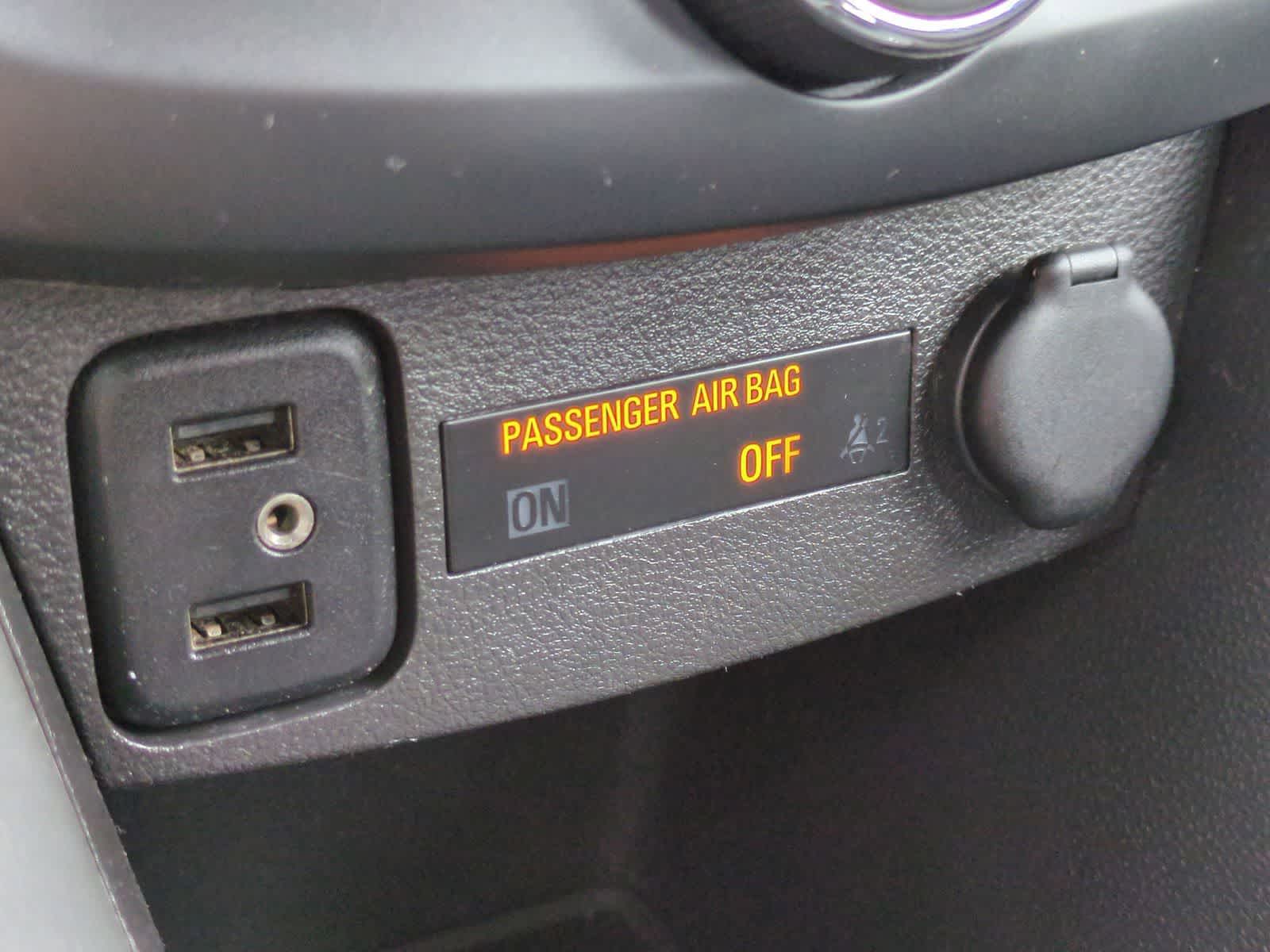 Thumbnail: 2017 Chevrolet Trax - 29