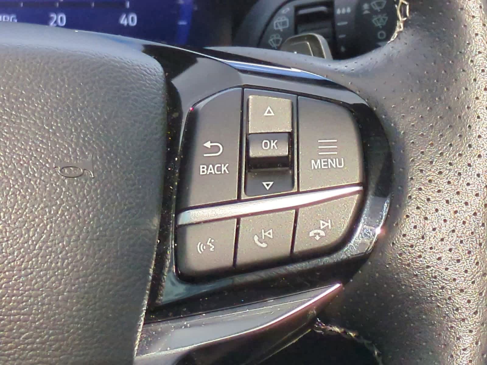 Thumbnail: 2023 Ford Explorer - 27