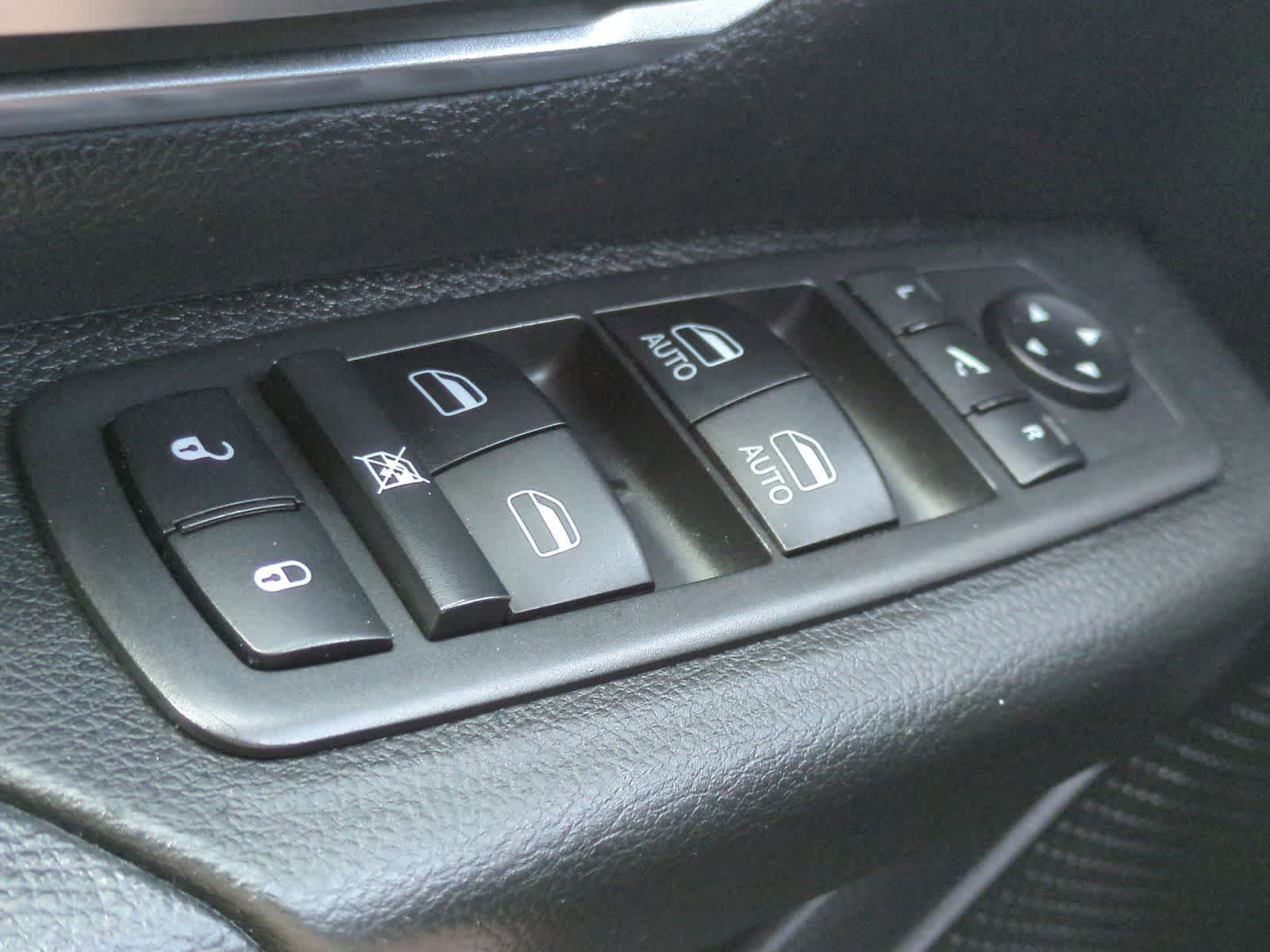 Thumbnail: 2019 RAM 1500 - 26