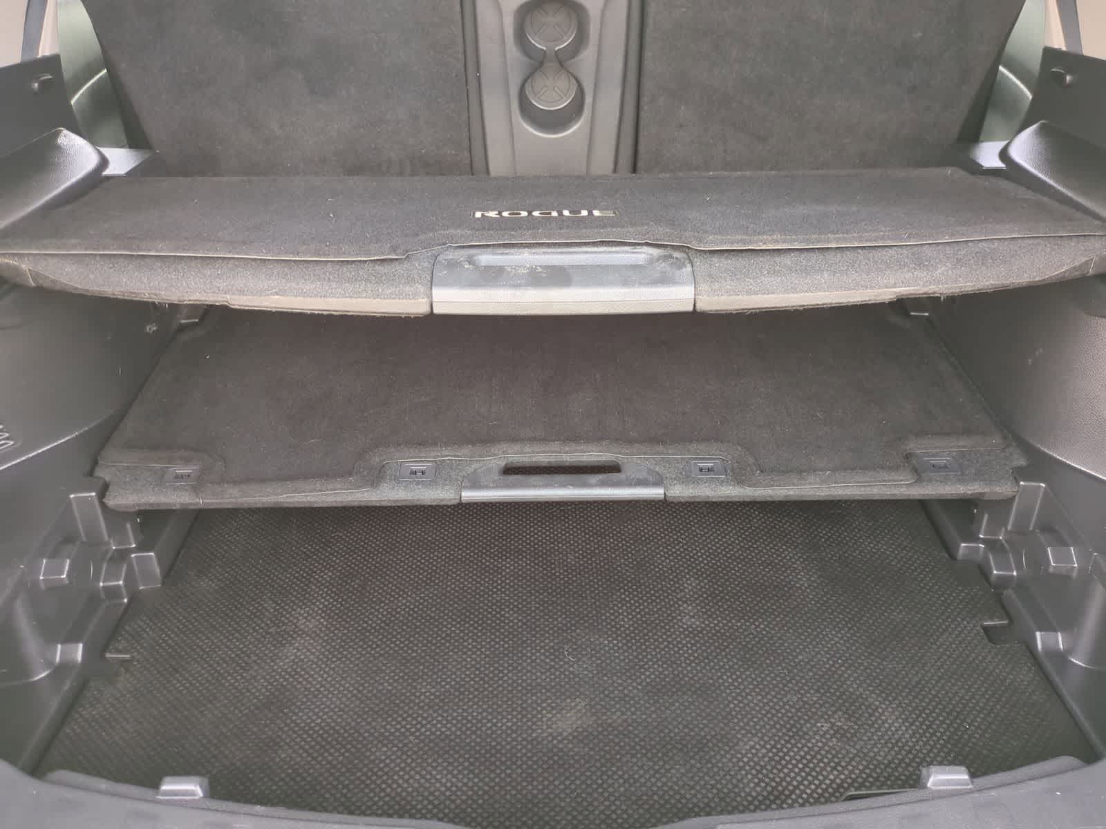 Thumbnail: 2015 Nissan Rogue - 34