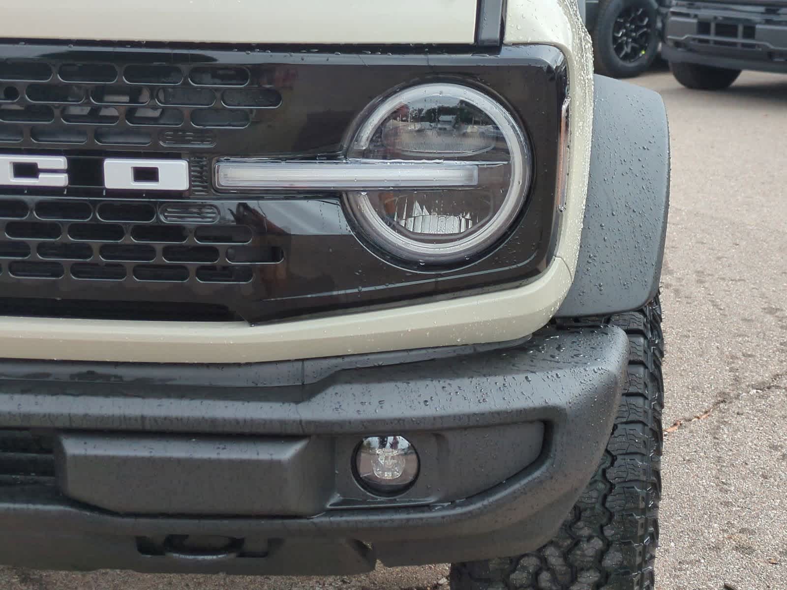 Thumbnail: 2025 Ford Bronco - 11