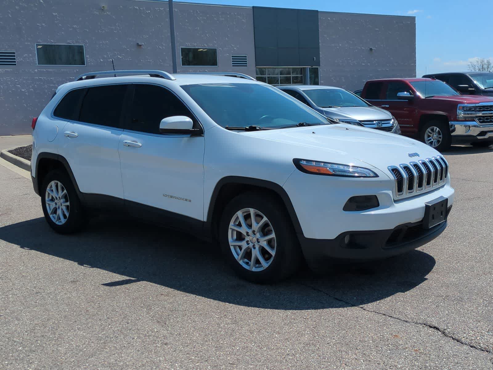 Thumbnail: 2018 Jeep Cherokee - 2