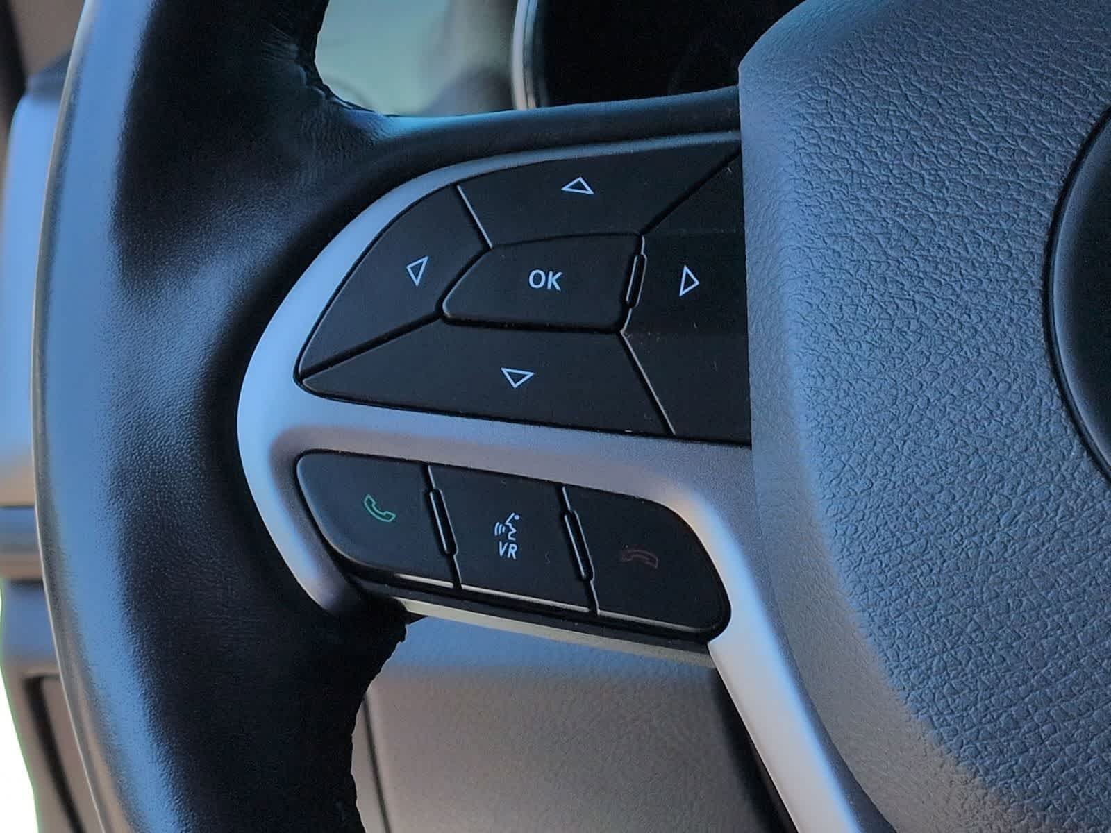 Thumbnail: 2020 Jeep Grand Cherokee - 23