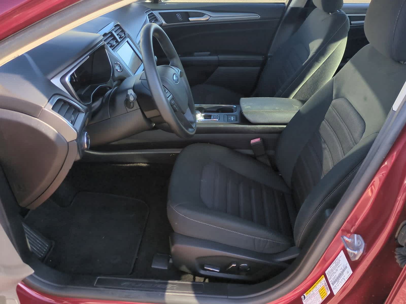 Thumbnail: 2019 Ford Fusion - 16