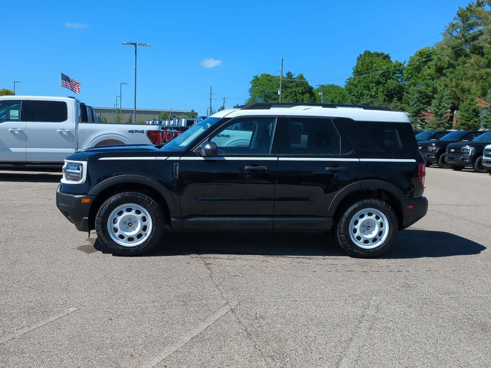 Thumbnail: 2026 Ford Bronco Sport - 4
