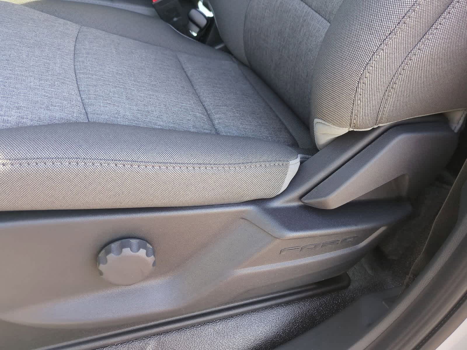 Thumbnail: 2025 Ford Econoline - 17