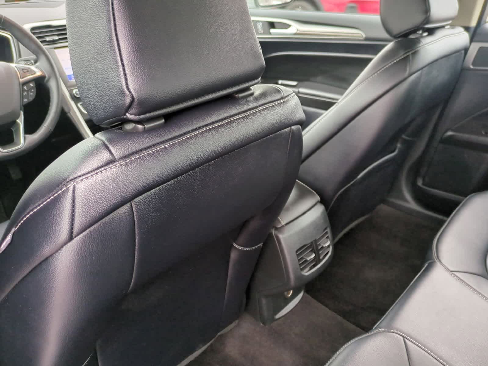 Thumbnail: 2020 Ford Fusion - 18