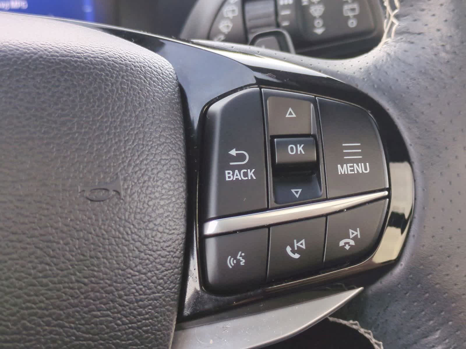 Thumbnail: 2024 Ford Explorer - 28