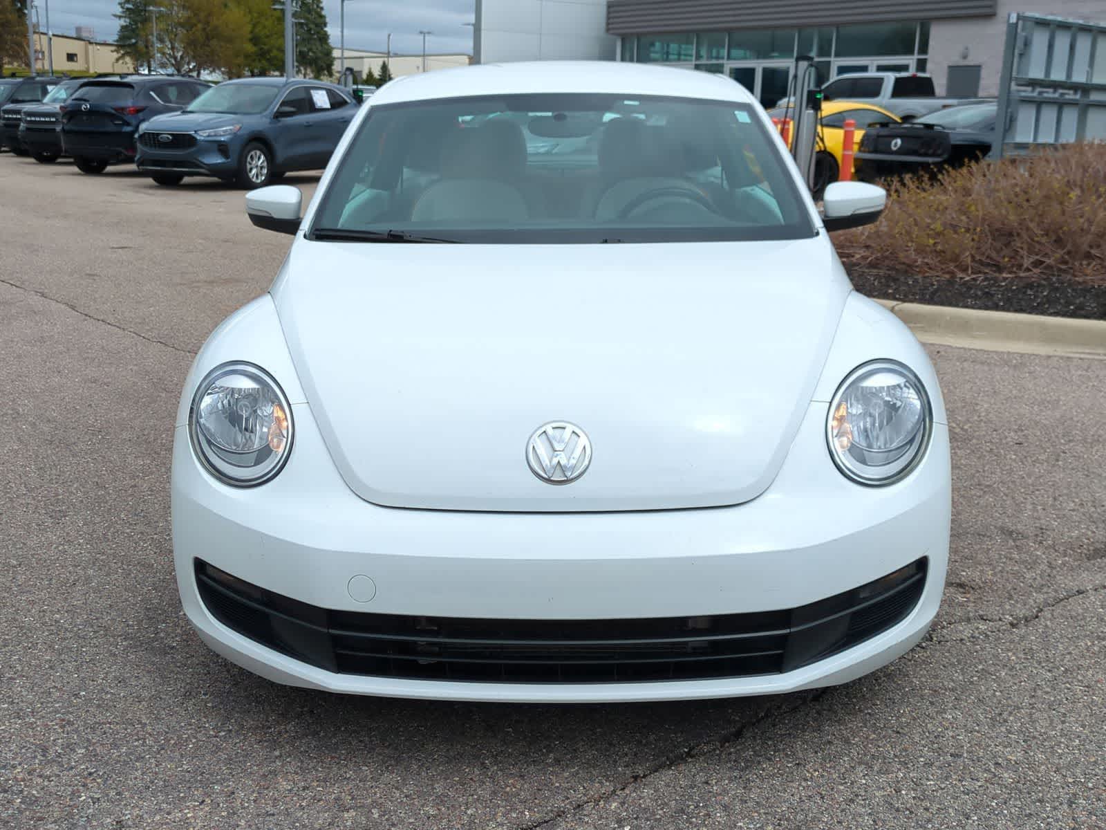 Thumbnail: 2016 Volkswagen Beetle - 3