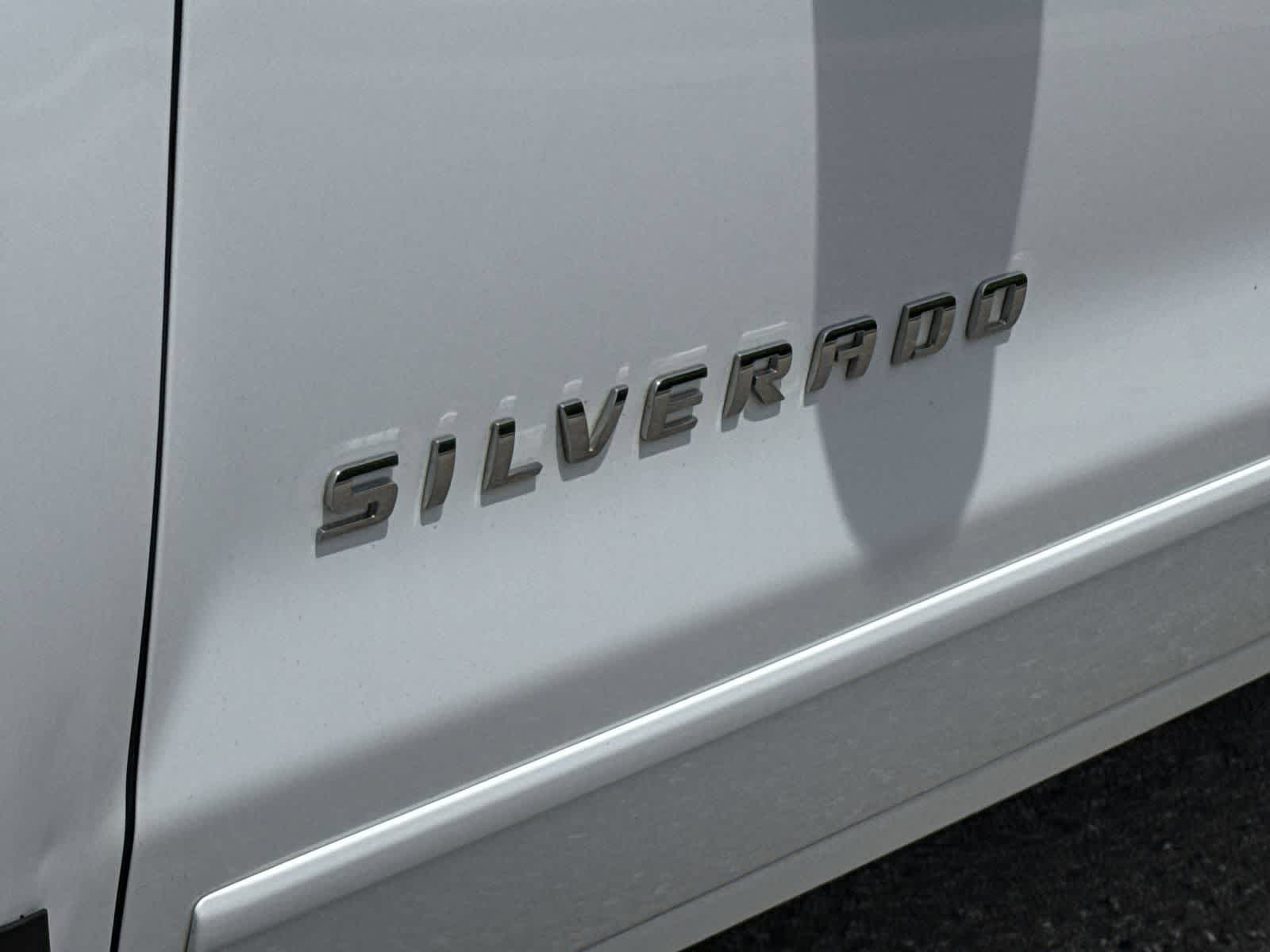 Thumbnail: 2018 Chevrolet Silverado 1500 - 13