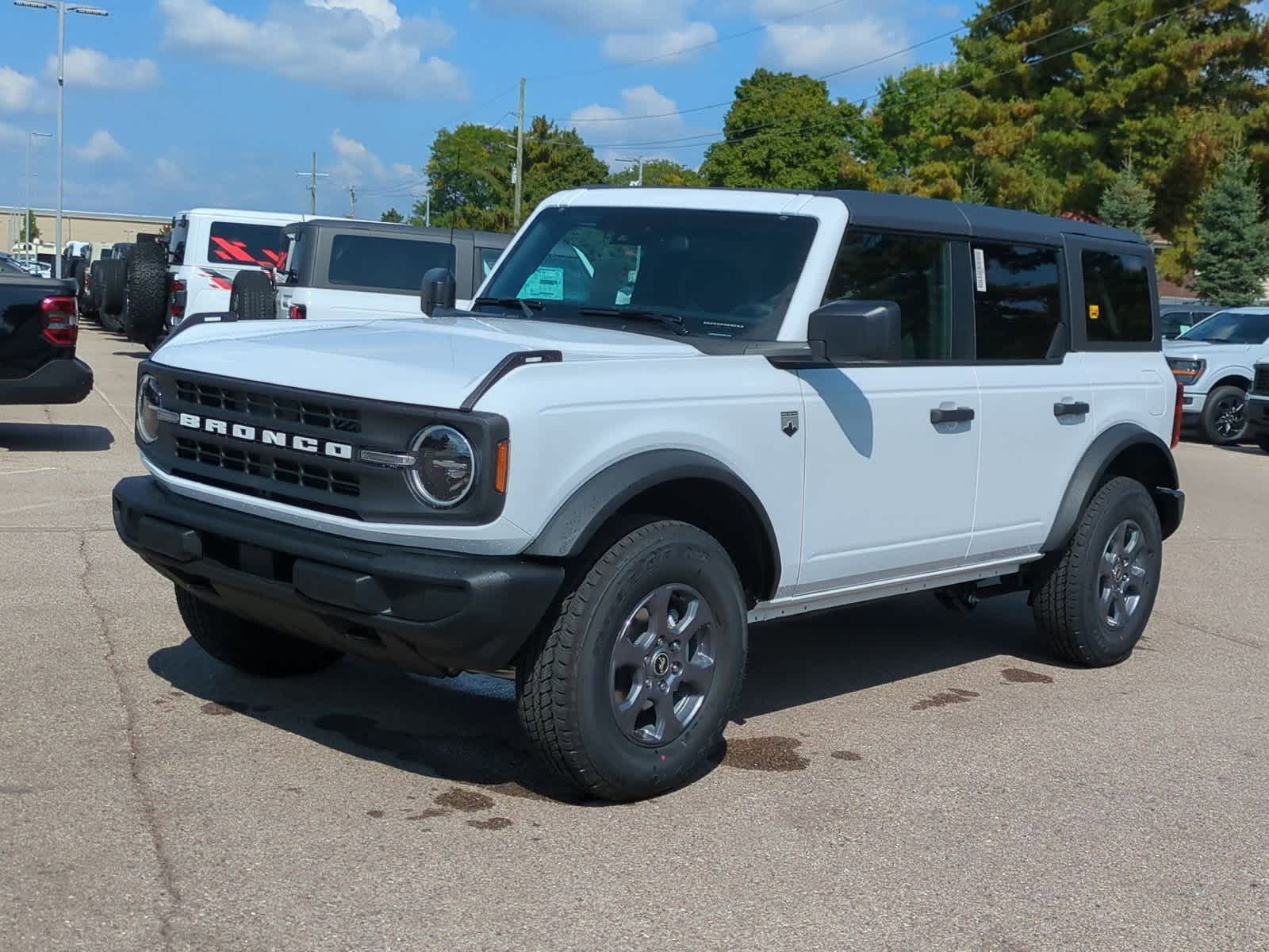 2025 Ford Bronco Big Bend photo 3