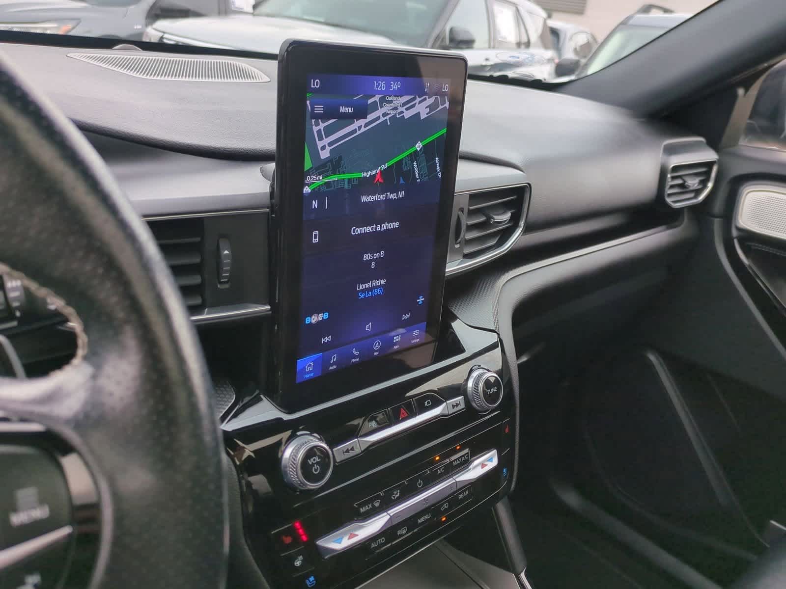 Thumbnail: 2022 Ford Explorer - 31