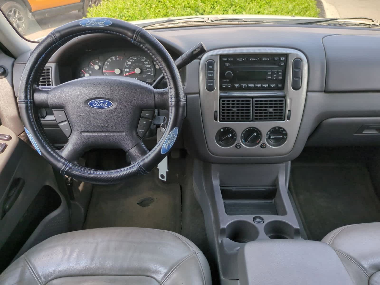 2005 Ford Explorer XLT 14