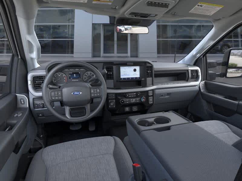 Thumbnail: 2025 Ford Econoline - 9