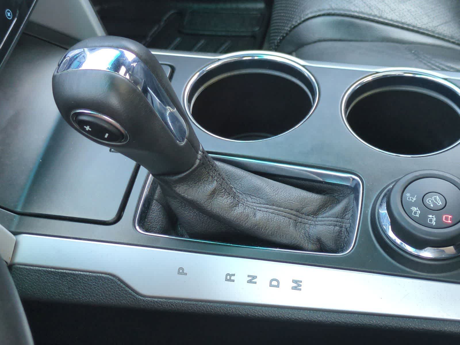 Thumbnail: 2012 Ford Explorer - 33
