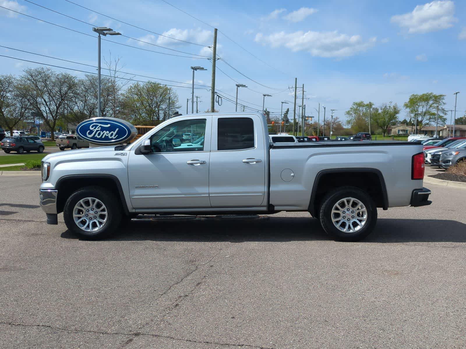 Thumbnail: 2017 GMC Sierra 1500 - 5