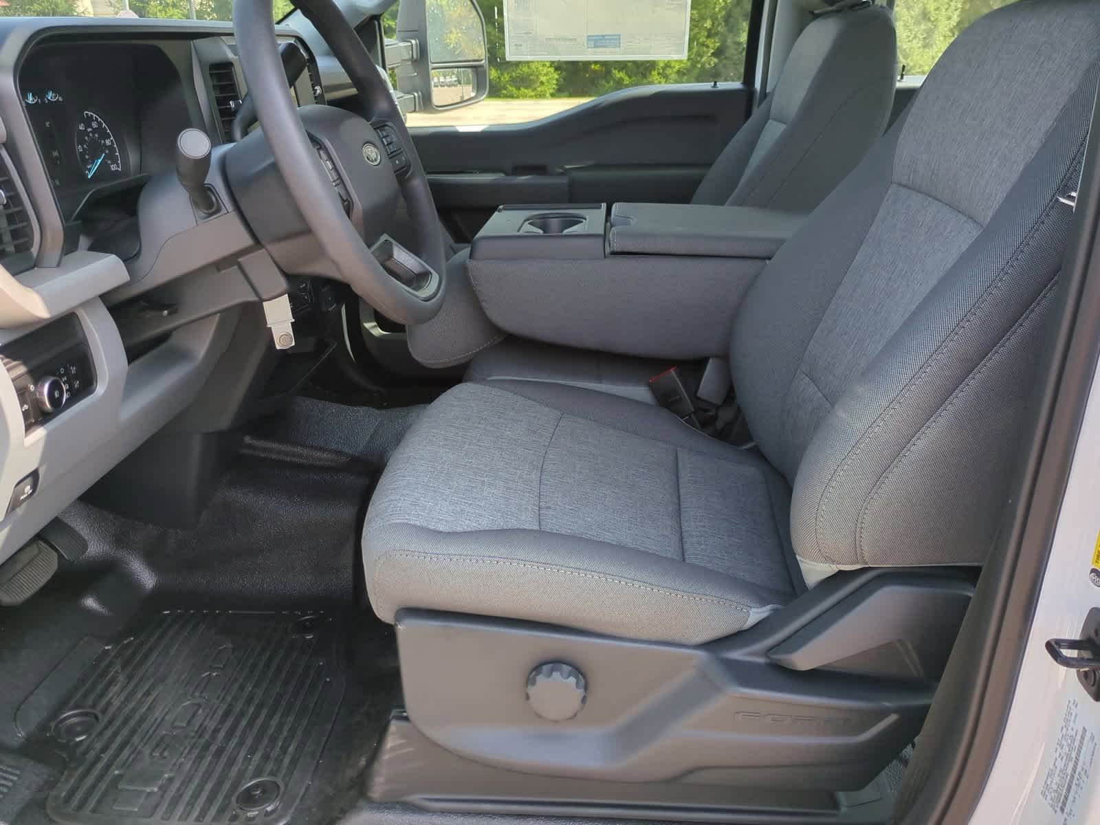 Thumbnail: 2026 Ford Econoline - 16