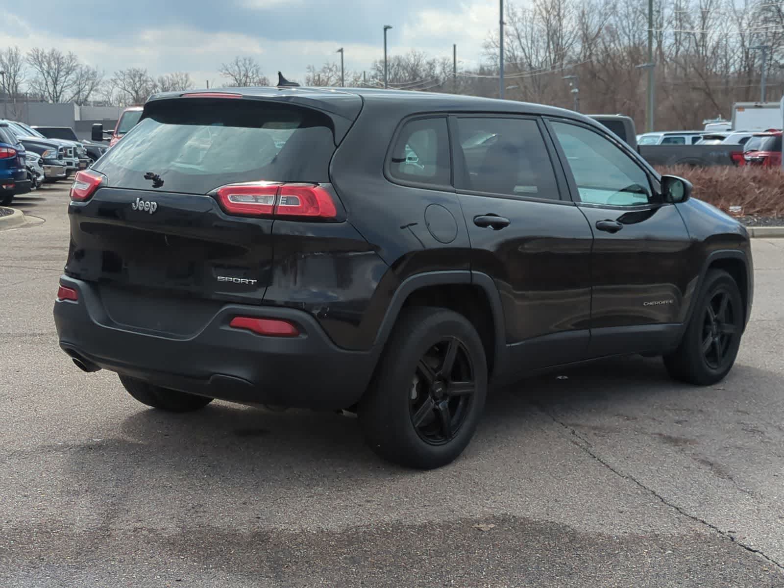 Thumbnail: 2014 Jeep Cherokee - 8