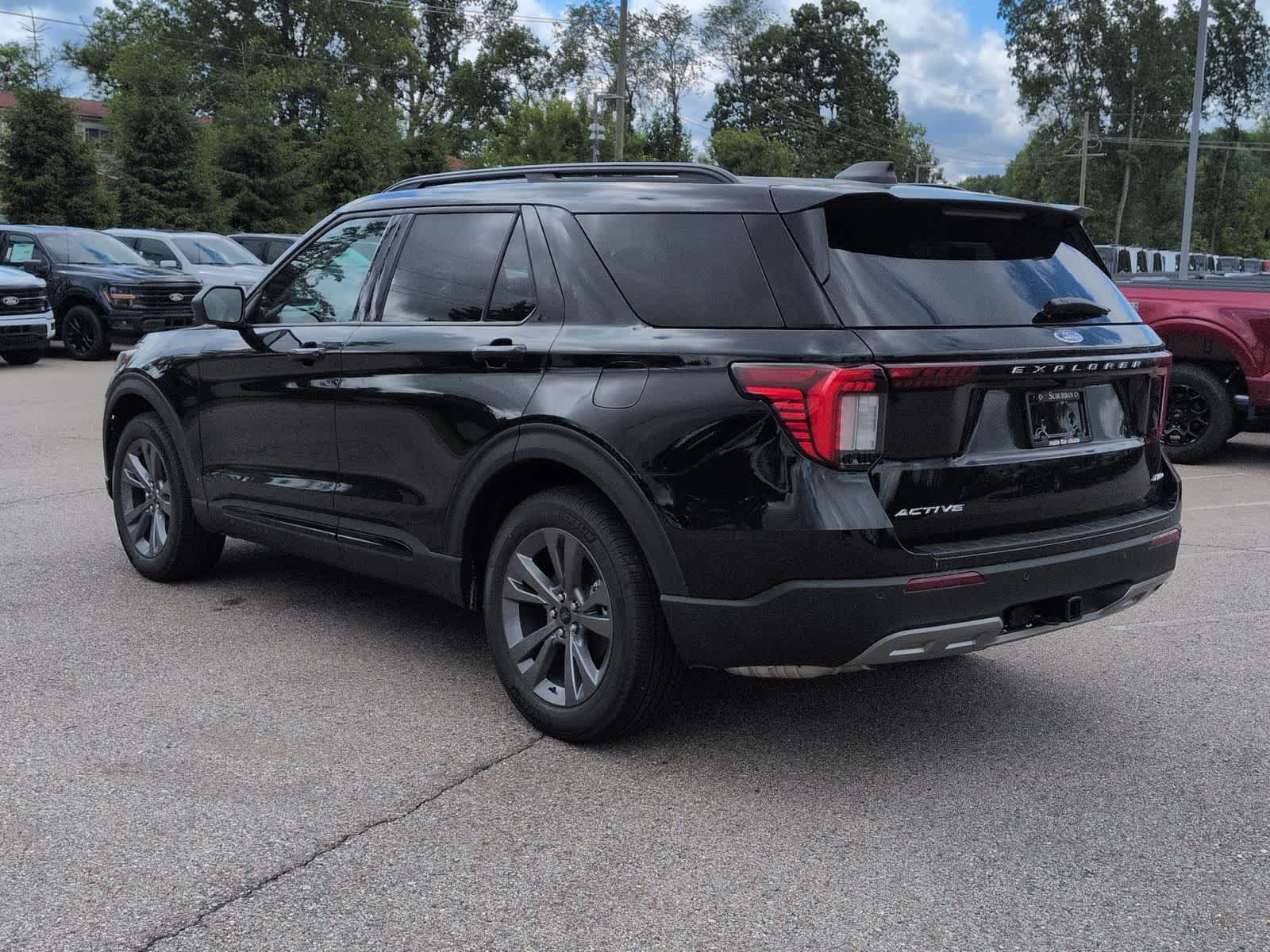 Thumbnail: 2026 Ford Explorer - 6
