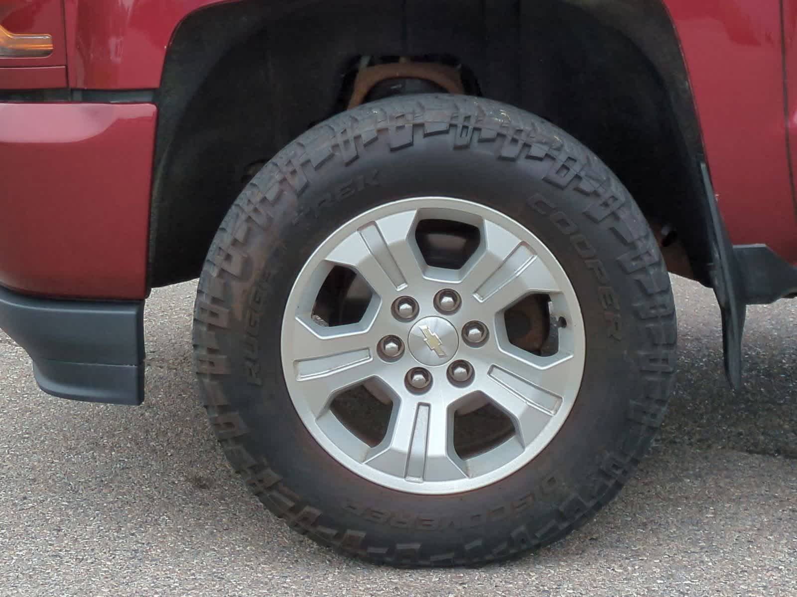 Thumbnail: 2017 Chevrolet Silverado 1500 - 14