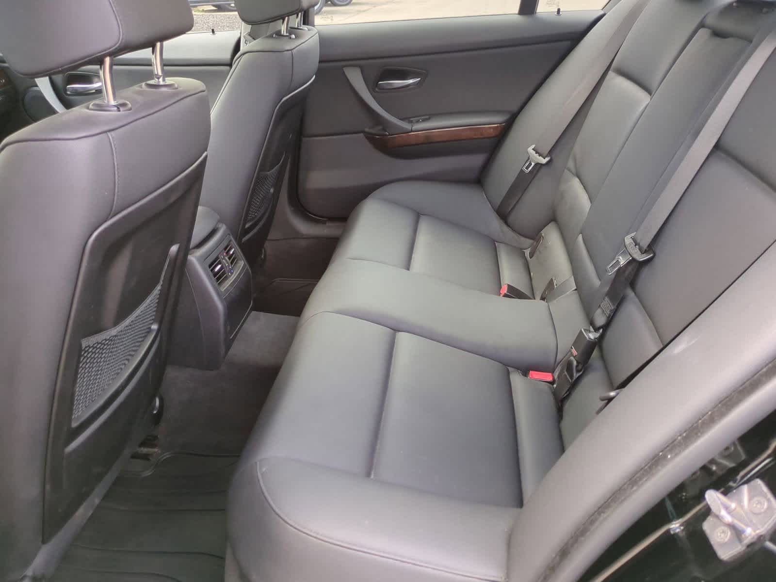 Thumbnail: 2009 BMW 3 Series - 20