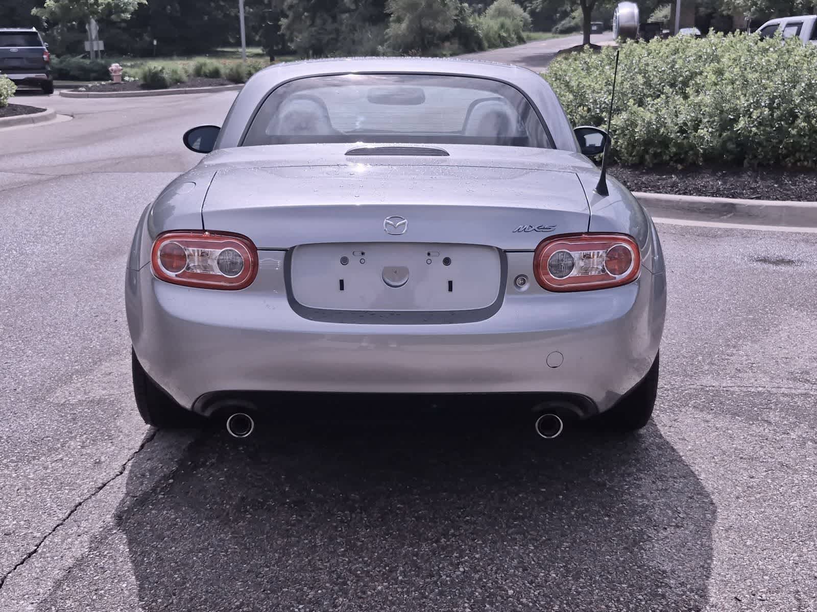 Thumbnail: 2010 Mazda MX-5 Miata - 7