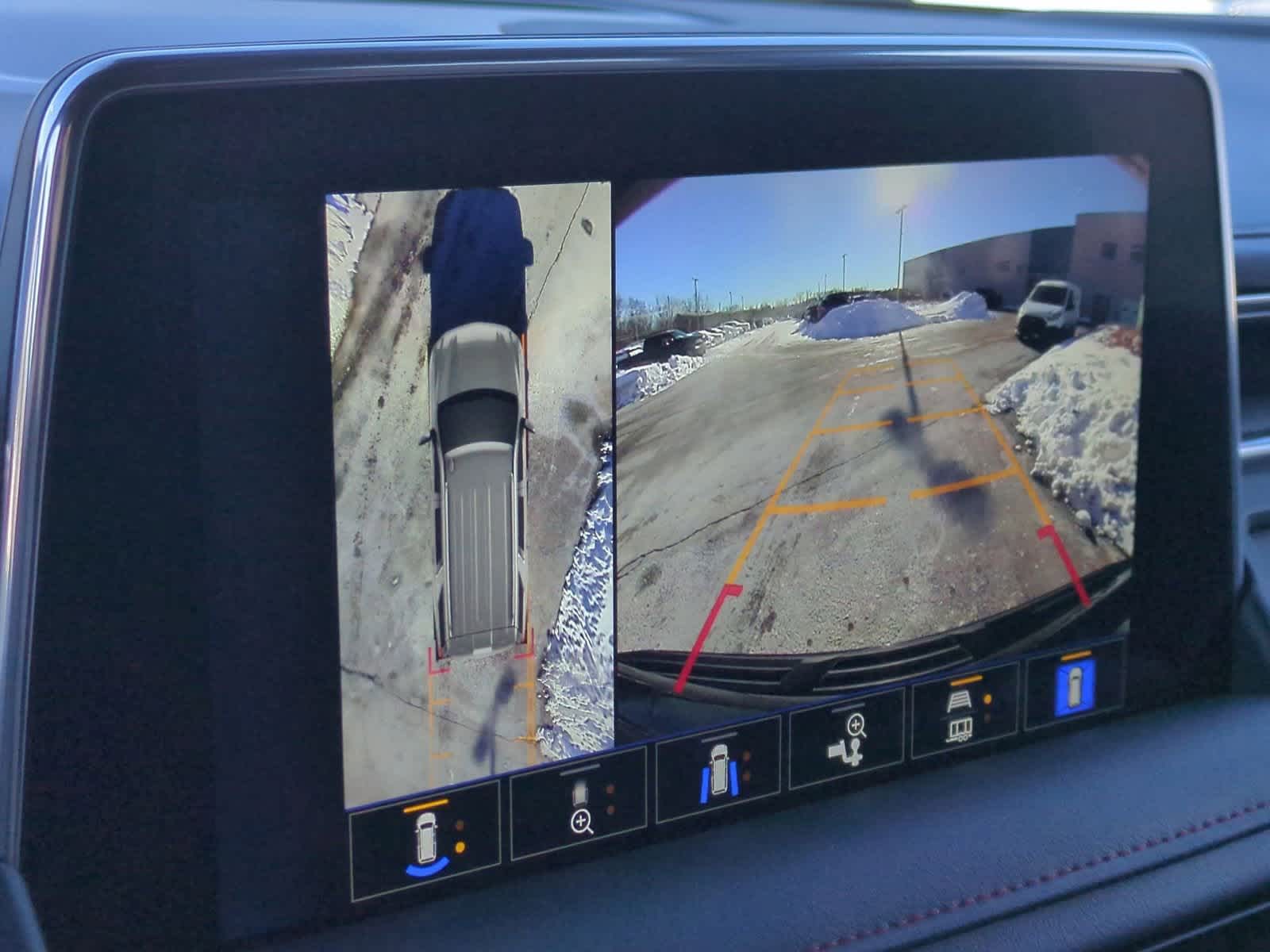 Thumbnail: 2024 Chevrolet Tahoe - 30