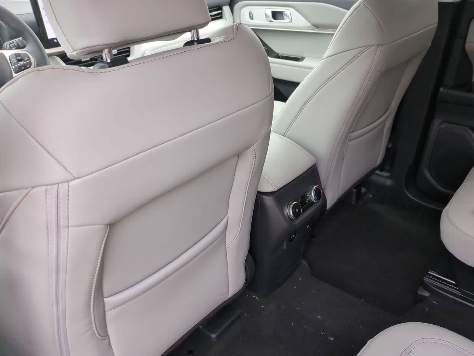 Thumbnail: 2026 Ford Explorer - 10