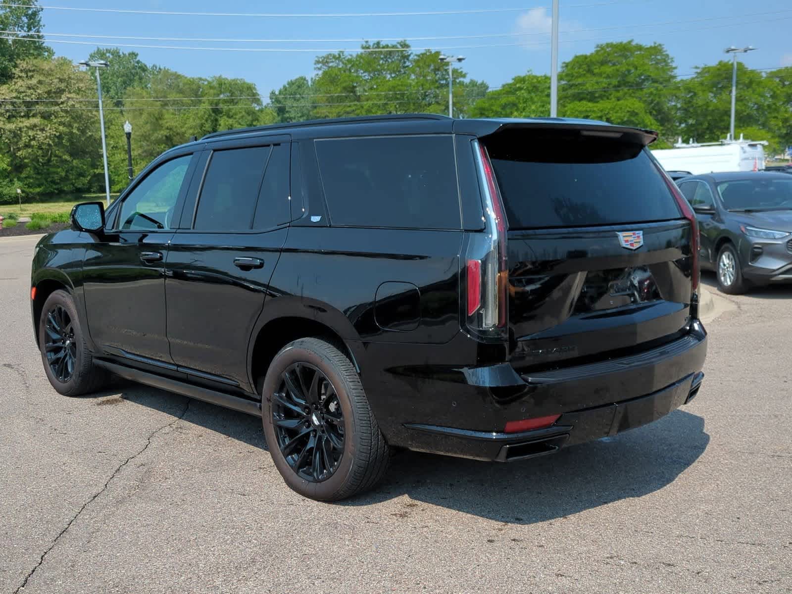 2023 Cadillac Escalade Sport 6