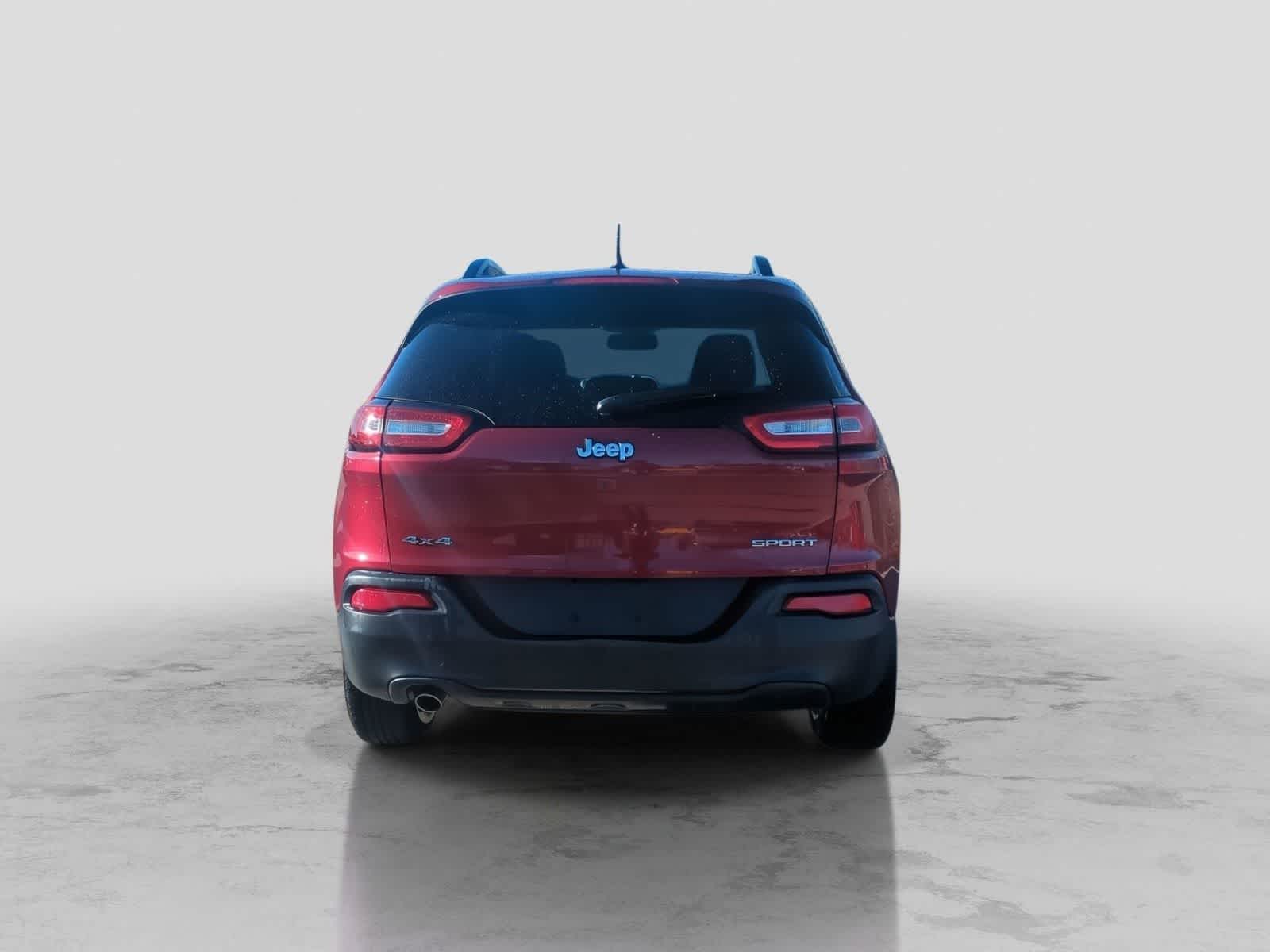 Thumbnail: 2016 Jeep Cherokee - 7