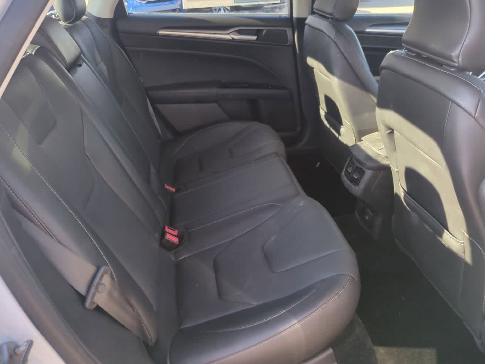 Thumbnail: 2016 Ford Fusion - 21