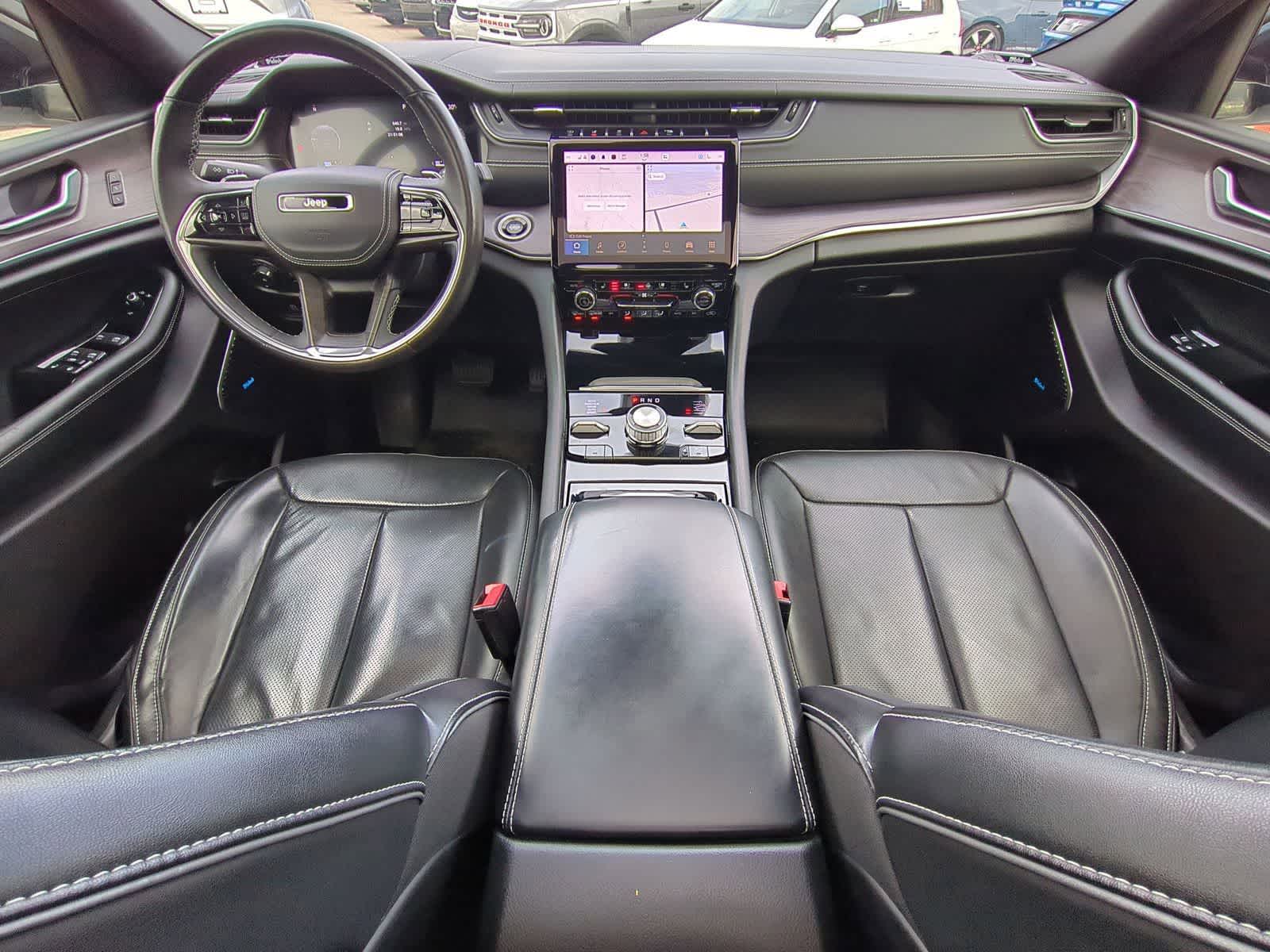 Thumbnail: 2022 Jeep Grand Cherokee - 15